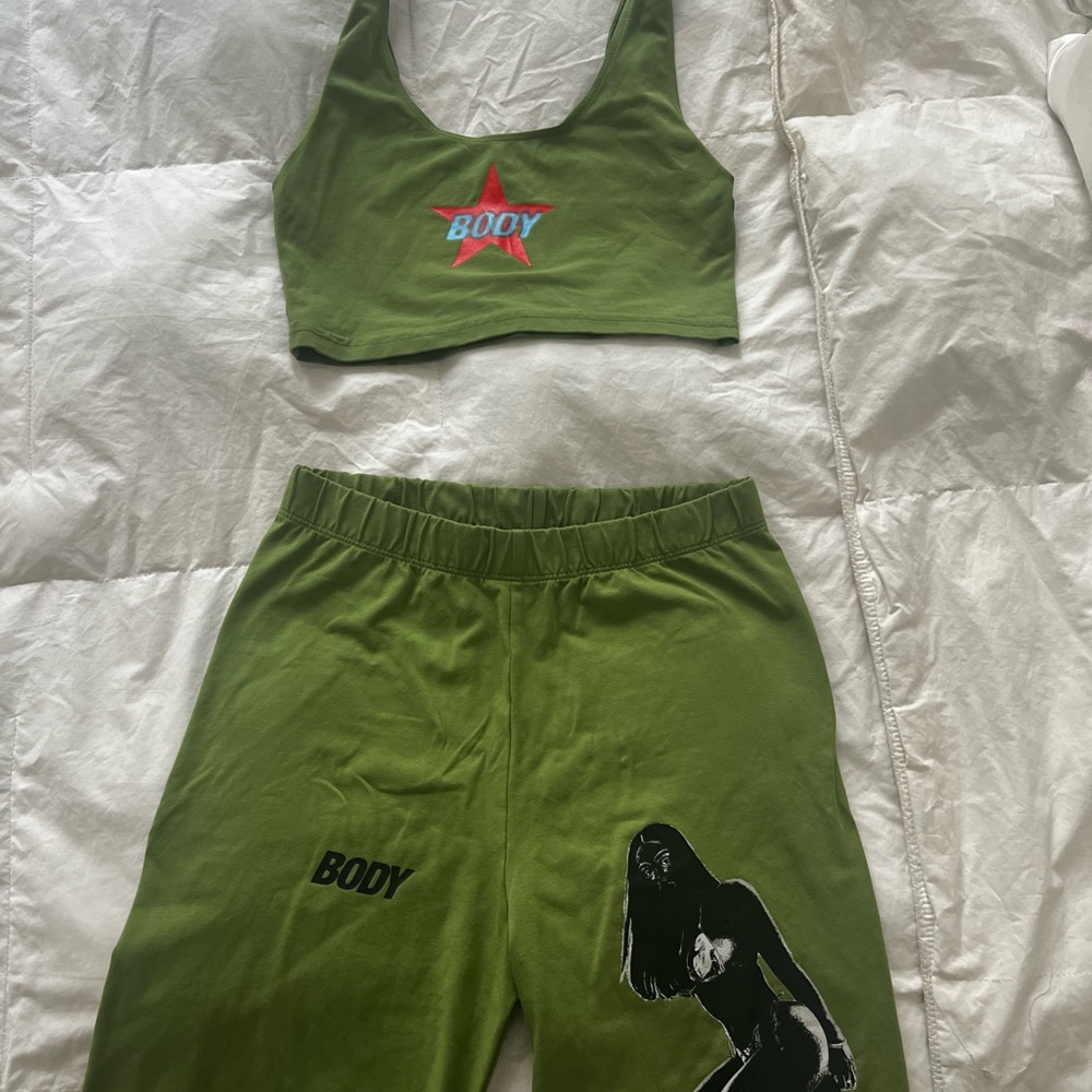 Body by Raven set